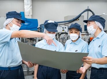 株式会社大成グループ　大成加工株式会社 トレーディングカードやドラッグストアにならぶ商品など、
見たことある商品に携われるワクワク感もあります♪