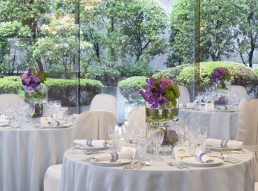 ホテル内のレストランやブライダルの
食器洗浄のお仕事をお任せ♪