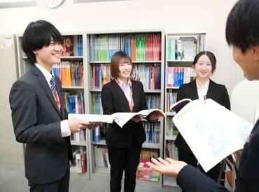 講師同士の交流も活発★
とても風通しの良い雰囲気です♪
教え方のポイントなども先輩講師がしっかりとアドバイスしてくれます◎