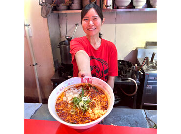 名古屋辛麺 鯱輪 熱田店 ＼アナタの経験を活かして働けます／
やる気があれば成長できる環境です◎
自分らしく働ける最高の職場と仲間たち！