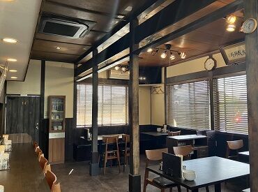 中国料理　三本足　かがみ原店 ＼ネイルもピアスもOK！／
厳しいルールはありません♪