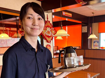 シフトの休み希望は100%叶います！！
また、シフト提出後の変更相談もOK♪
幅広い世代のスタッフで、助け合える環境です☆彡