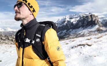 老舗アウトドアブランド
MAMMUT(マムート)