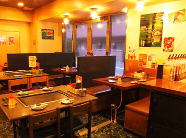 店内はどこか懐かしみのある落ち着いた雰囲気◎
現在大学生を中心に約20名のスタッフが活躍中♪