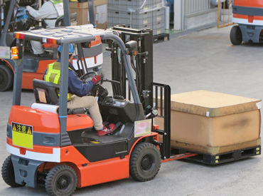 株式会社新昭和[勤務地：大阪府岸和田市木材町]【601】 ＼20～40代の男性活躍中／
免許と経験がすぐに活かせる！
入社後の研修サポートも◎
お仕事の流れから丁寧に学べます♪