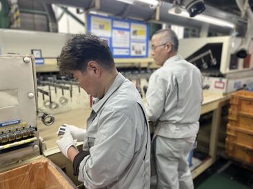 OJTや座学での研修あり◎
より知識を深めることができるので
営業の際にとても役に立ちます！
初めての営業職の方もお気軽に★