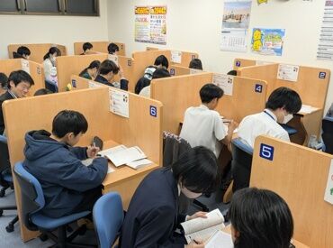 個別指導だから落ち着いて緊張せずに生徒とも
向き合えます♪