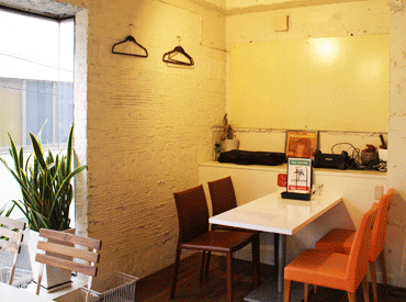 オシャレなイタリアンのお店★
誕生日や結婚式の二次会など、
色んなシーンで利用しやすいカジュアルさが人気♪