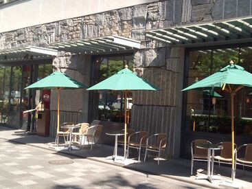 進々堂 御池店 ＼パンが好き！なら大歓迎／
若いメンバーが多く楽しい職場です！
みんなで美味しいパンを提供しています♪