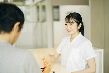 太陽技研株式会社　順天堂大学医学部附属静岡病院 ＜女性スタッフ活躍中＞
看護師さんのサポート業務！
医療行為は行わないため
専門知識・資格・経験は不問です◎