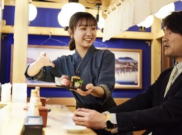 面接時の履歴書は不要！友達同士での応募もOK！
まずはお気軽にご応募くださいね♪