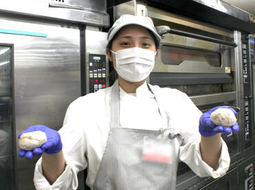 シフト相談やお休み希望はお気軽に★
有給・残業手当・交通費規定支給など待遇面も充実◎
まずは希望の働き方をご相談ください