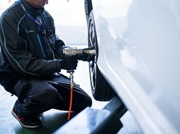 太陽石油販売株式会社 SOLATO川島東SS 免許があれば、経験が浅い方も
ブランクがある方も全く問題ありません!!
せっかく取得した資格…もう一度活かして働きませんか??