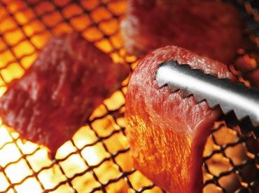 焼肉ヌルボンガーデン　荒尾店 1日3h～OK！短時間・扶養内で無理なく働けるヌルボンバイト♪家事の合間に／学校帰りに／週末だけ…全部OKの自由シフトです！