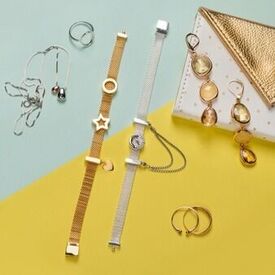 ファッション人材リンク株式会社【FJL】 ﾟ*｡☆ NEWスタッフ募集 ☆。*ﾟ
20代～30代STAFF活躍中☆彡
メディアでも使用されるほど大人気ジュエリーブランド♪
