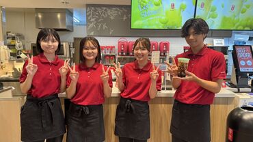 ゴンチャ(Gong cha) 波の上ビーチ店 朝のスキマ時間で、子どもが学校にいっている間だけ、など働きやすさ抜群◎
面接時・出勤時はお好きなドリンク1杯無料！