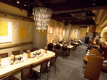 野方ホープ高田馬場店 人気ラーメン店で働きませんか？
みんな最初は初心者同士なので
困ったときもサポートします♪
