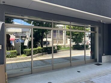 Vim株式会社　※配送エリア：大阪市西成区 自分のペースでお仕事できます！
車内での一人空間はリラックスタイム★
車の持ち込みOKだからマイカーでドライブ感覚♪