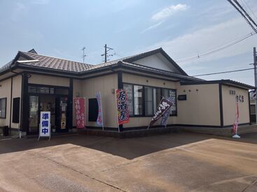 家族連れや常連も多く、アットホームな雰囲気お店♪
週1～ＯＫ！夕方からゆっくり無理なく働けます！