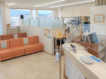 綺麗な職場環境◎
スタッフ同士の関係性は良好!
扶養内勤務可!