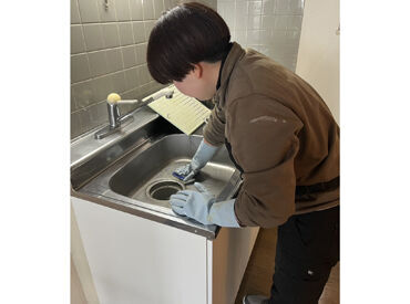 株式会社リバイブ（勤務地：手稲区） ▼ストレスフリーな環境
社長が、一人ひとりの家族の都合でシフト
も調整してくれたり相談にのってくれたり♪