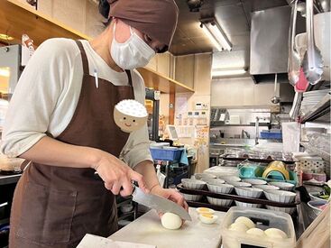 料理上手になっちゃうかも!?
働きながら調理スキルがUP!!
さらにレパートリーも増えちゃう♪