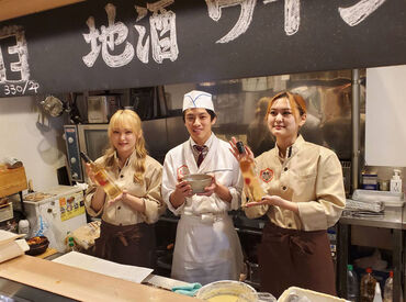 板前バル 品川シーズンテラス店 ★20代スタッフがメインの職場★
みんなでワイワイ楽しく稼げますよ！
青春をバイトに…！