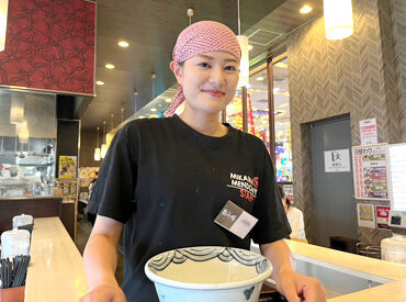 三河麺don家 帯広店 ★★未経験でも安心!!★★
食券制なので、カウンター越しの簡単な対応ばかり♪
メニューはうどん・ラーメン・丼物など◎