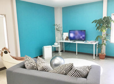 「コールセンターは初めてだけど…」
→そんな方も大歓迎！
丁寧な研修で安心してスタートできますよ！