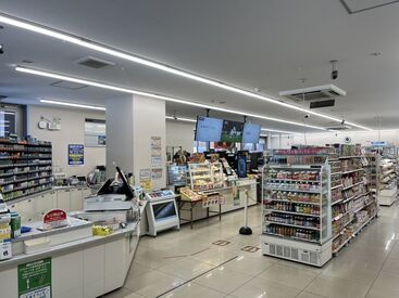 ＜未経験大歓迎☆＞
最初は先輩とオシゴト！安心して勤務できますよ！！
人数確保してるので初心者さん放置は絶対ありませんっ
