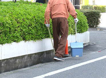 お任せするお仕事は受付や設備の点検、共用部分の清掃など！難しい作業は一切ナシ♪