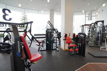 ＼経験者は優遇！／
資格やスキルを最大限に活かせます★
扱うトレーニング機器も、ハイレベルのものがそろっています。