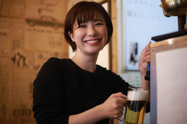 今庄365スキー場レストラン　J2 毎シーズン幅広い年代の方が活躍！
「働きやすい！楽しい！」と好評です♪
※画像はイメージ