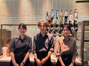 焼肉 GRANDELA ＜主婦(夫)・学生の方大歓迎★＞
学校生活や育児との両立もバッチリ◎
ランチタイムには入れる方が採用率アップ♪