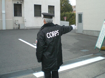 未経験入社でしたが、慣れたらすぐに仲間とも馴染めました◎
今は仲間と同じ目標に向かって励ましあい、高め合っています！