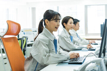 夜勤は意外と自由度高め☆昼間は家事や趣味の時間を確保できて
生活リズムも整います◎未経験OKで扶養内勤務にもおすすめ♪