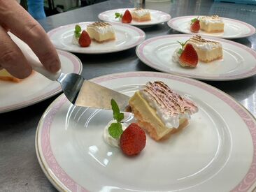 ＼ここがポイント／
・ゴルフ場ならではの、静かで広々とした環境
・バタバタしすぎず、落ち着いて働ける
・マニュアルあり