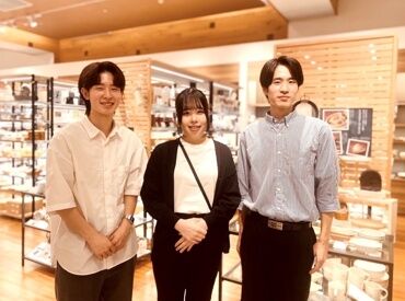 手厚い福利厚生も人気の1つ♪
完全週休2日制/有給休暇あり/社員割引etc.
髪色自由＆ピアス・ネイルOKも嬉しい！