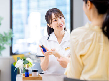 株式会社エスプールセールスサポート［222501］（勤務地:新大阪エリア） 化粧品のご案内＆PR！イベントブースの設営や撤去やお客さまへのご案内など♪