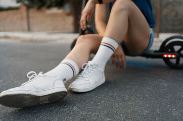 ファッション人材リンク株式会社【FJL】 ﾟ*｡☆ NEWスタッフ募集 ☆。*ﾟ
ノルマなし！未経験でも安心◎
週5日フルタイムで安定の収入アリ♪
髪色ネイル自由＆私服勤務