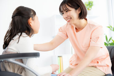 児童デイサービス　るんるん ＼子どもの成長を身近で実感／
"できなかったことができるようになった" 
そんな成長の瞬間に立ち会えるやりがいのあるお仕事！