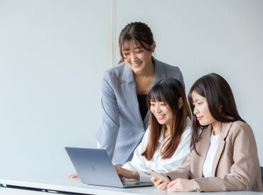 ▼20代～30代のスタッフ活躍中！
同世代と仕事ができる安心感♪
わからないことはすぐに聞ける環境です◎