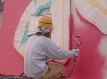 未経験でも周りの先輩が優しく
教えてくれるので、長期的に働けます！
将来的には自分一人で何かを作れるようになれます！