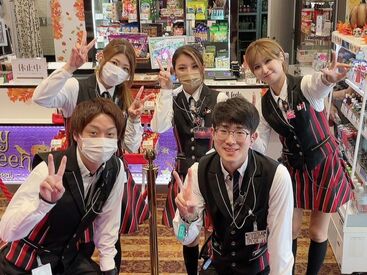 ザシティベルシティ元住吉店 従業員同士仲良く働いています♪
「馴染めるかな…」って不安な方も大丈夫！
暖かい職場があなたをお迎えします♪