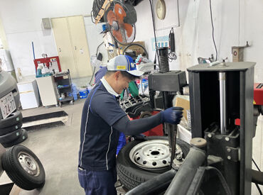 幅広い年代のスタッフ活躍中！
優しく頼りがいのある先輩ばかり！
時には雑談で盛り上がることも♪
居心地抜群な点も魅力です◎