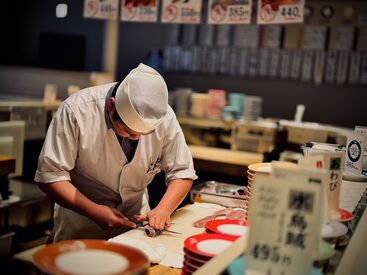 株式会社しげなが　回転寿司しげなが 六ツ門店 “人柄重視”で採用されたスタッフばかり
職場の雰囲気はいつも優しく穏やかです♪
