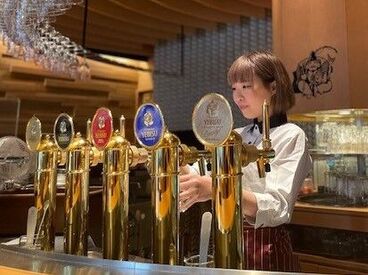 ヱビスバーサカエチカ店 大学生～フリーター～主婦（夫）の方まで、幅広く活躍中♪
バイトデビューにもぴったりです◎扶養内での勤務もOKです。