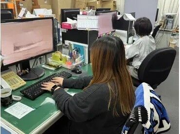 伝動機ドットコム株式会社 ≪モクモク×シンプル作業≫
基本的なPCスキルがあればOK♪
20～50代まで、幅広い年齢の女性スタッフが活躍中！
