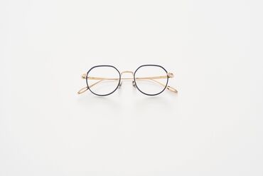 《環境バッチリ！続けやすさ◎》
研修制度、一部リモート相談OK、副業OK等
眼鏡の社割もあります✦