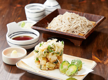 そば処萱場 食事手当もあるので、食費の節約にも！
プライベートとも両立◎